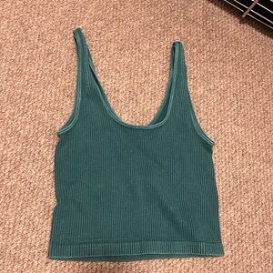 teal cropped tank top